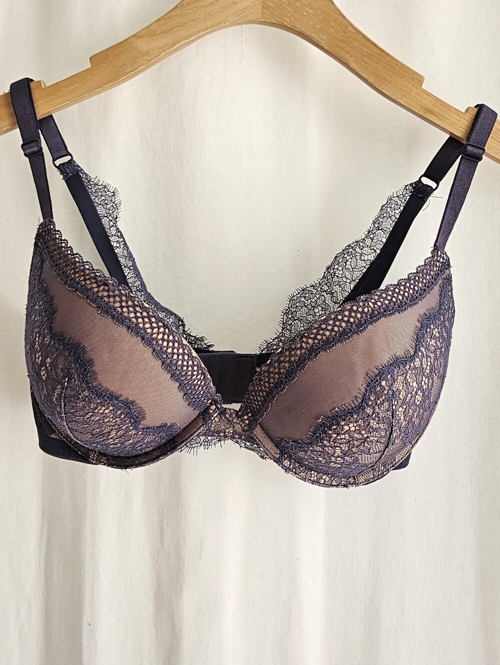 Victoria's Secret Very Sexy Blue Lace Push-up Bra